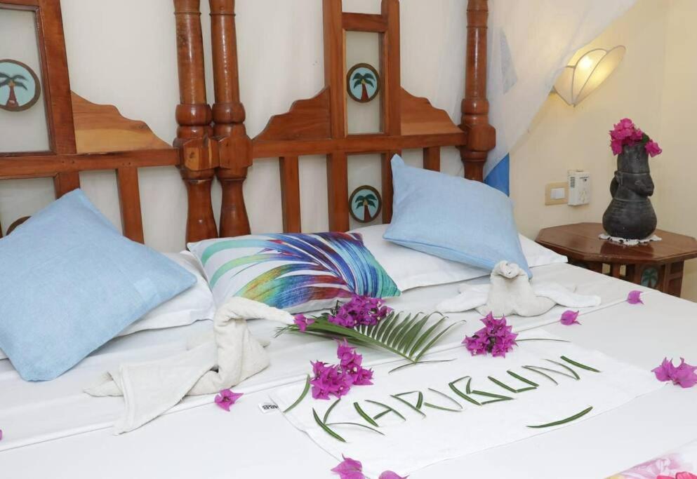 Tembo Beach Cottage Малинди Экстерьер фото